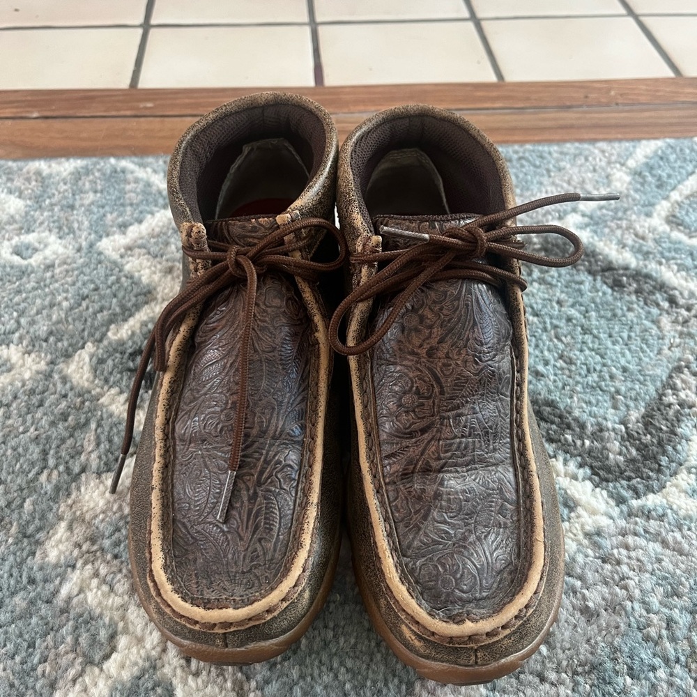Women's Tooled Leather Chukka Driving Mocs *MAKE AN OFFER*